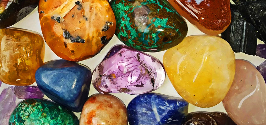 Joias com pedras naturais: Aprenda como e onde usar