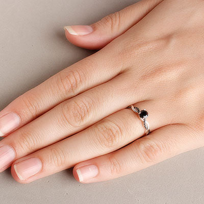 Anel de Prata com Zircônias