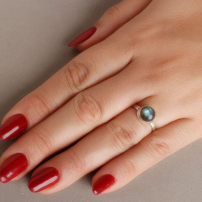 Anel de Prata com Labradorita