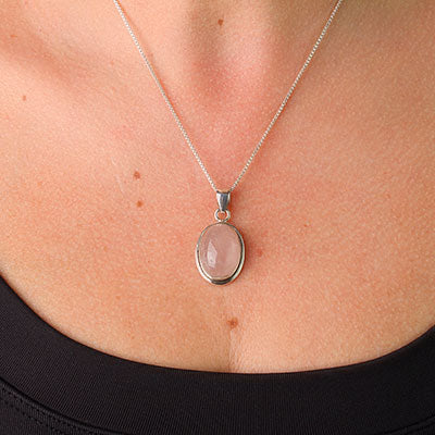 Pingente de Prata com Pedra da Lua