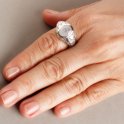 Anel de Prata com Pedra da Lua