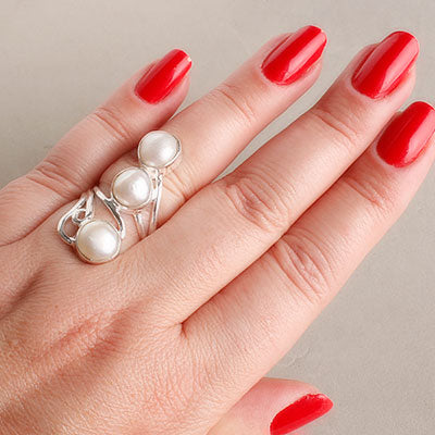 Anel de Prata com Madrepérola