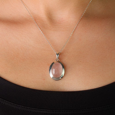 Pingente de Prata com Quartzo Rosa
