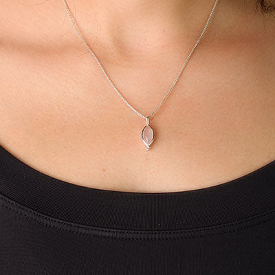 Pingente de Prata com Quartzo Rosa