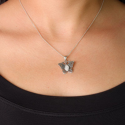 Pingente de Prata Borboleta com Pedra da Lua