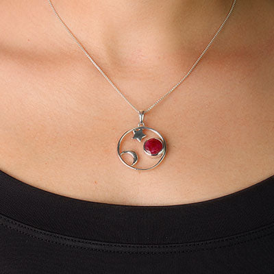Pingente de Prata com Rubi