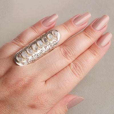 Anel de Prata com Pedra da Lua