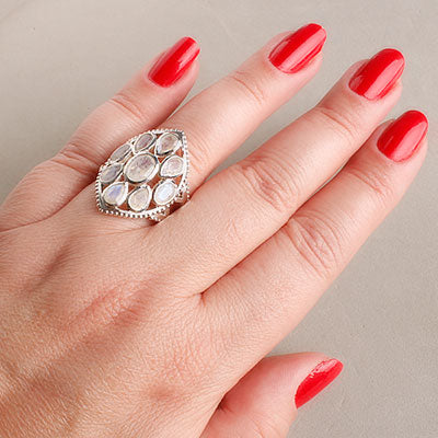 Anel de Prata com Pedra da Lua