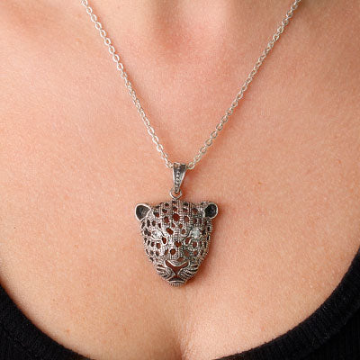 Pingente de Prata Onça