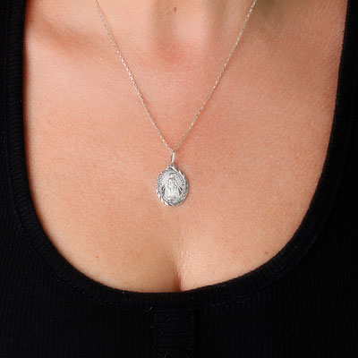 Pingente de Prata Santa Bárbara