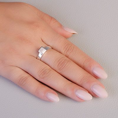 Anel de Prata com Pedra da Lua - 64364