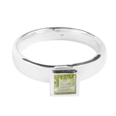 Anel de Prata com Peridoto - 64371