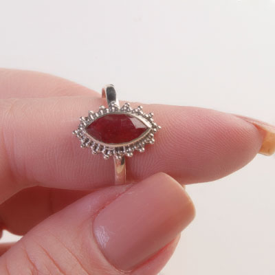 Anel de Prata com Rubi - 65701