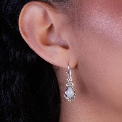 Brinco de Prata com Pedra da Lua - 65894