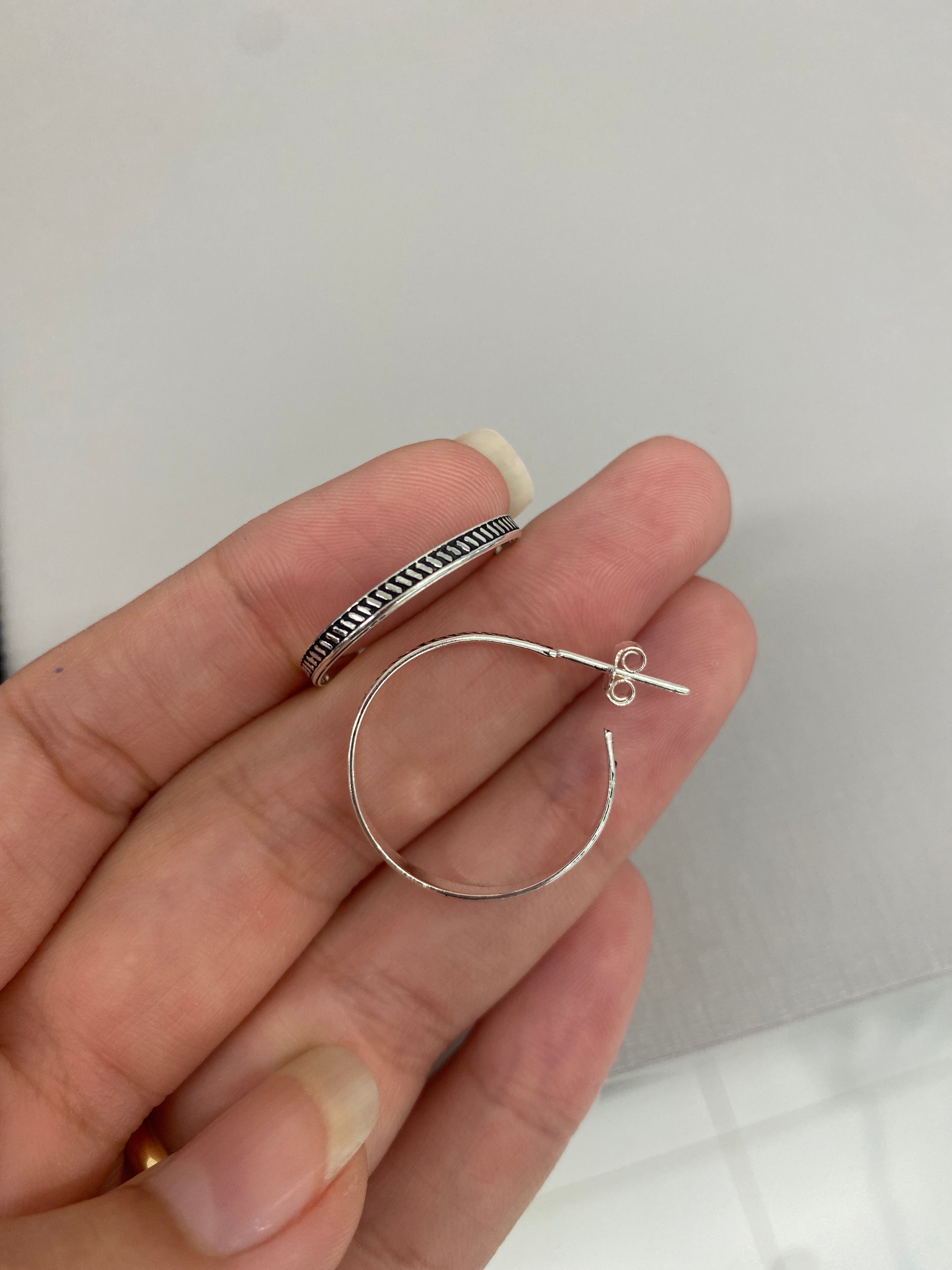 Argola de Prata Trabalhada - 56745