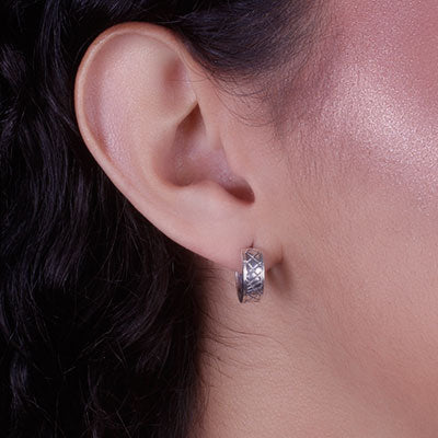 Argola de Prata Trabalhada - 66050