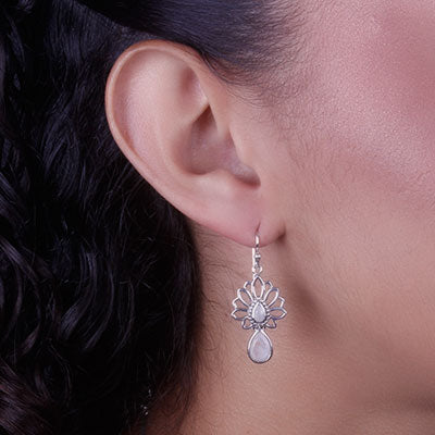 Brinco de Prata com Pedra da Lua - 66484