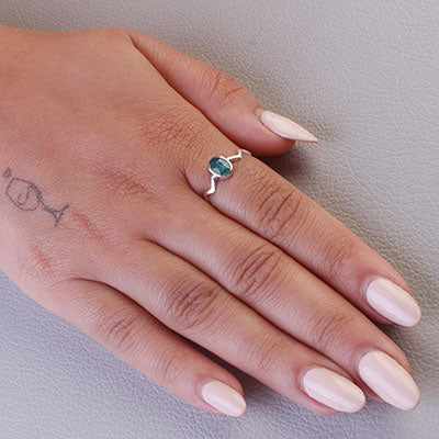 Anel de Prata com Esmeralda - 66840