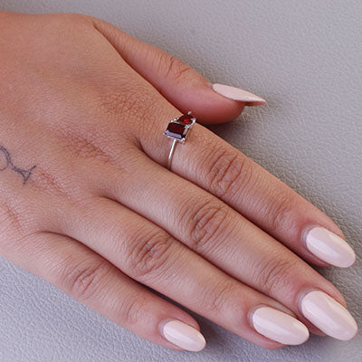 Anel de Prata com Granada - 67730