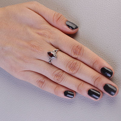 Anel de Prata com Granada - 67836