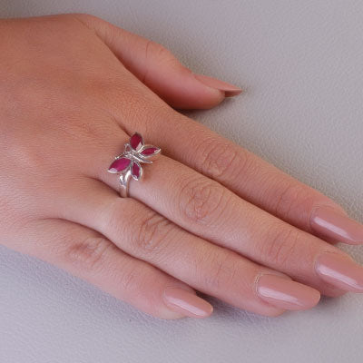 Anel de Prata com Rubi - 67892