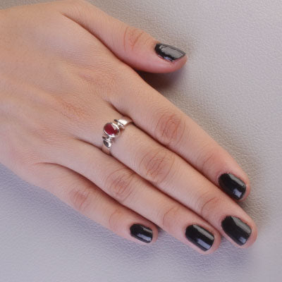 Anel de Prata com Rubi - 67979