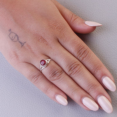 Anel de Prata com Rubi - 67992