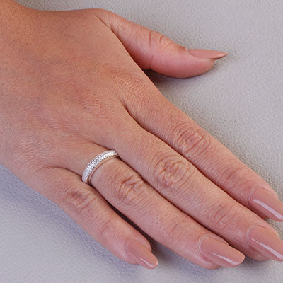 Anel de Prata com Zircônias - 68026