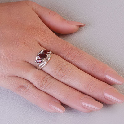 Anel de Prata com Granada - 68089