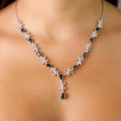 Gargantilha de Prata com Pedras