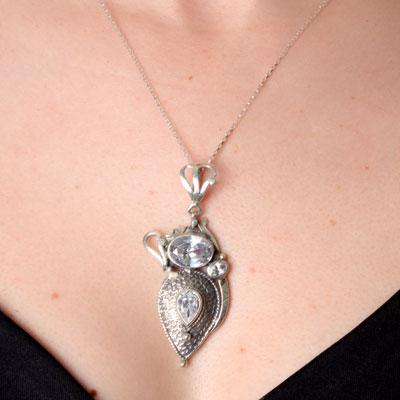 Pingente de Prata com Zircônia