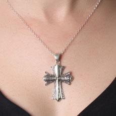 Pingente de Prata Cruz com Zircônias