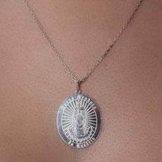 Medalha de Prata Nossa Senhora do Rosário.