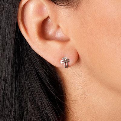 Brinco de Prata Cruz