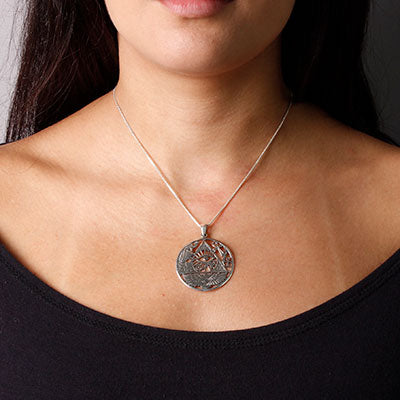 Pingente de Prata Olho de Hórus