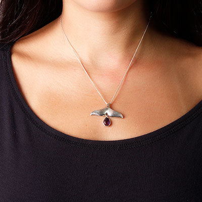 Pingente de Prata Rabo de Baleia com Ametista