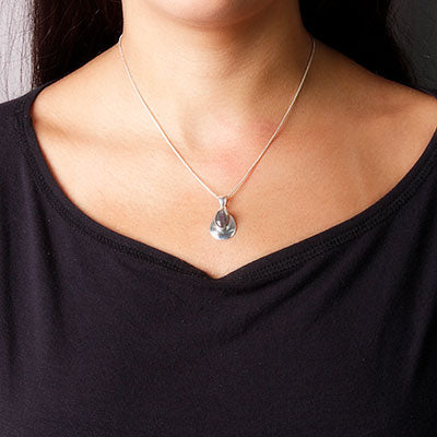 Pingente de Prata com Labradorita