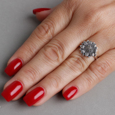 Anel de Prata Flor com Marcassita