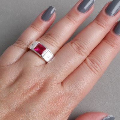 Anel de Prata com Zircônia