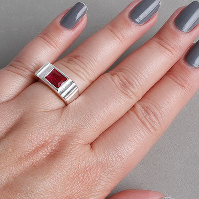 Anel de Prata com Zircônia