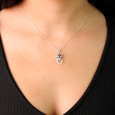 Gargantilha de Prata Pantera