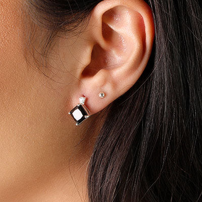 Brinco de Prata Formatura com Zircônias