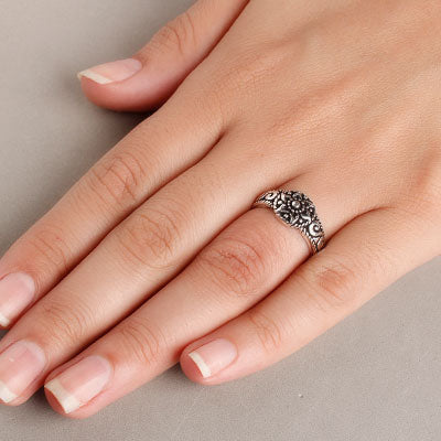 Anel de Prata com Flor