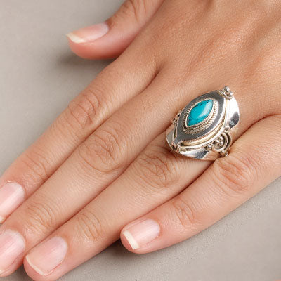 Anel de Prata Relicário com Turquesa