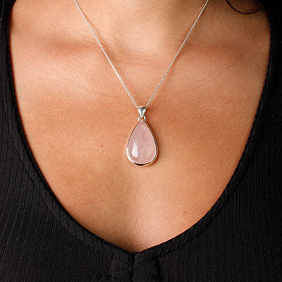 Produtos Pingente de Prata com Quartzo Rosa