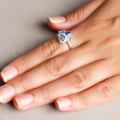 Anel de Prata com Pedras