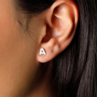 Brinco de Prata Letra