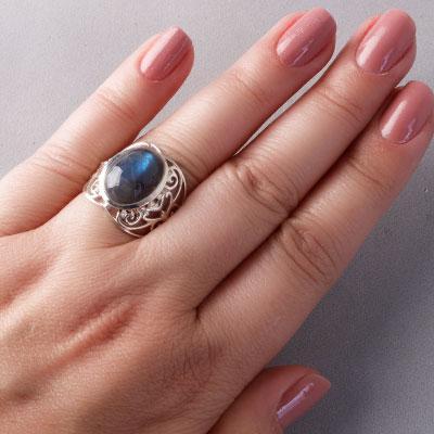 Anel de Prata com Labradorita