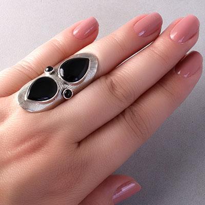 Anel de Prata com Ônix