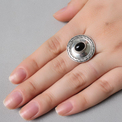 Anel de Prata com Ônix.